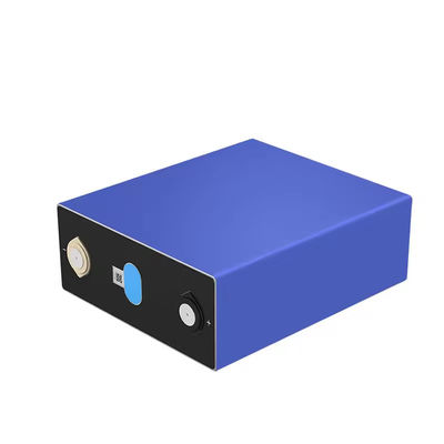 İyi bir fiyat. Hafif Prismatik Lityum İyon Pil Hücresi 4.1kg 3.2 V 100ah Lifepo4 Pil Hücresi çevrimiçi